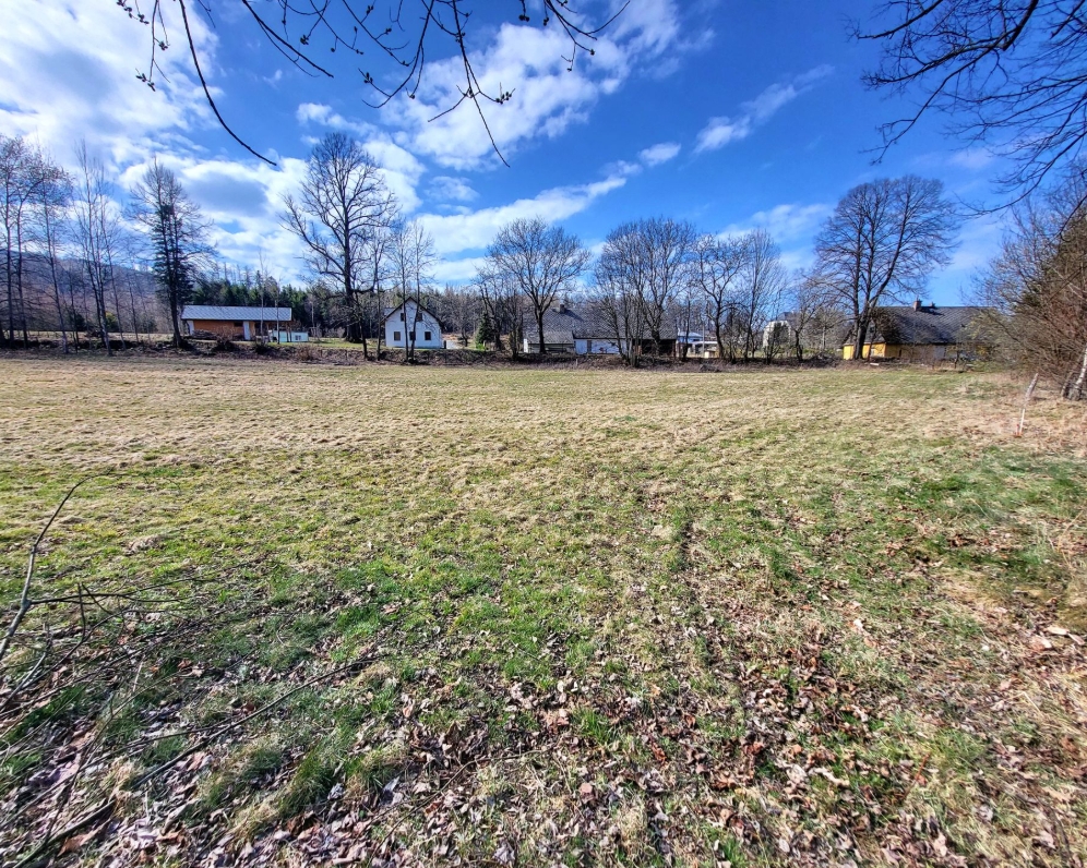 Prodej pozemku v obci Zlaté Hory, okr. Jeseník, 2510m2